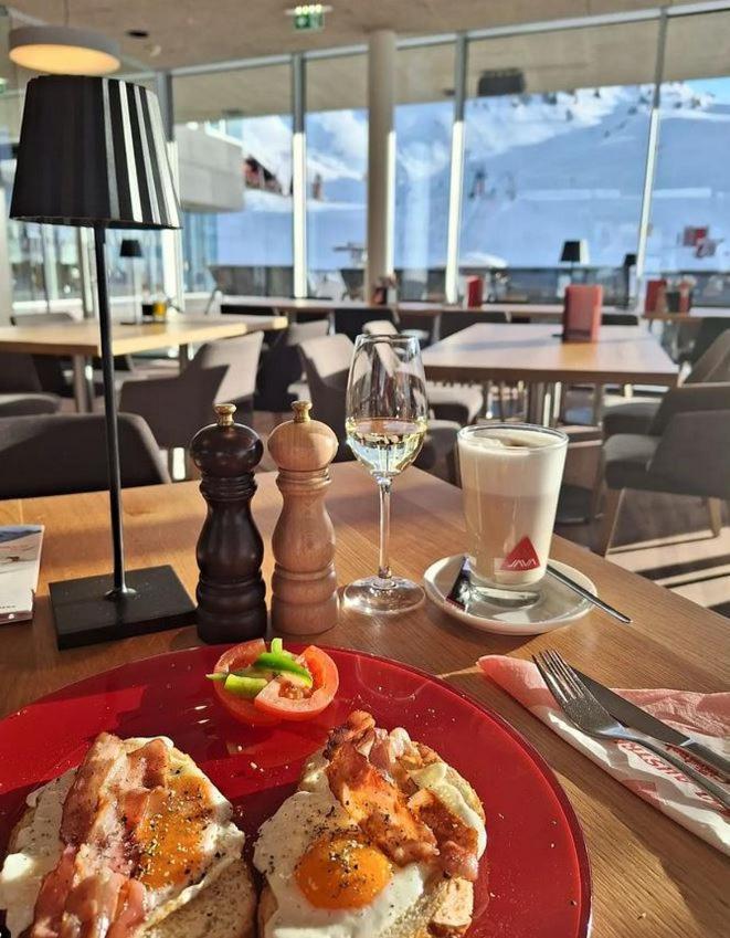 Hotel Ski Austria St.Christoph A.A. St. Christoph am Arlberg Exterior foto